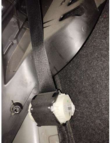 CINTURON SEGURIDAD TRASERO DERECHO -...