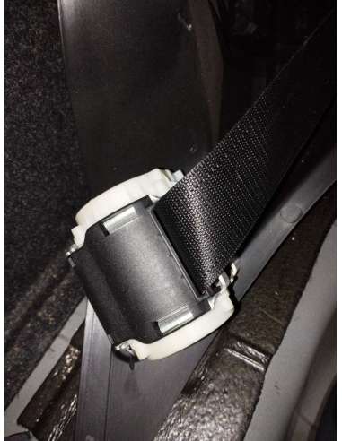CINTURON SEGURIDAD TRASERO IZQUIERDO...