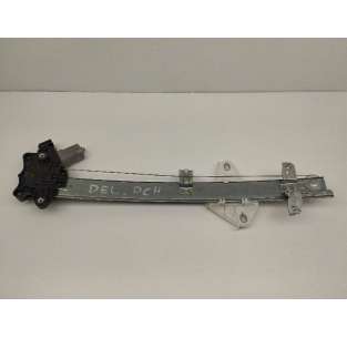 ELEVALUNAS DELANTERO...