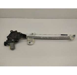 ELEVALUNAS TRASERO...