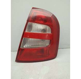 PILOTO TRASERO DERECHO...