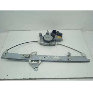 ELEVALUNAS TRASERO DERECHO...