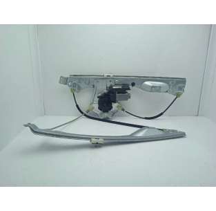 ELEVALUNAS DELANTERO...