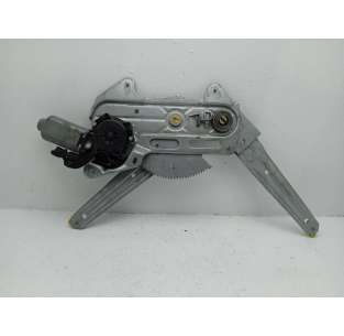 ELEVALUNAS DELANTERO...