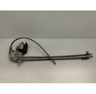 ELEVALUNAS TRASERO DERECHO...