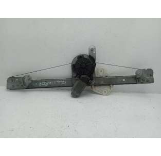 ELEVALUNAS DELANTERO...