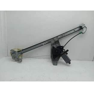 ELEVALUNAS DELANTERO...