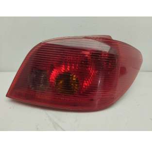 PILOTO TRASERO DERECHO...
