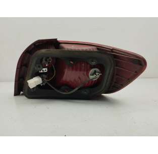 PILOTO TRASERO IZQUIERDO... 2