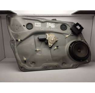 ELEVALUNAS DELANTERO...