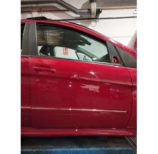 PUERTA DELANTERA DERECHA...