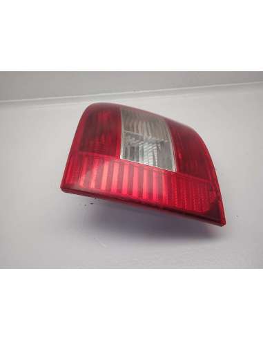PILOTO TRASERO DERECHO - 806896 /...
