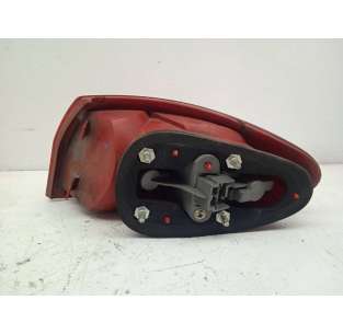 PILOTO TRASERO IZQUIERDO... 2