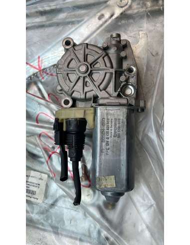 MOTOR ELEVALUNAS DELANTERO DERECHO -...