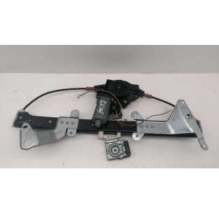 ELEVALUNAS DELANTERO...