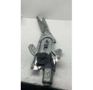 ELEVALUNAS DELANTERO...