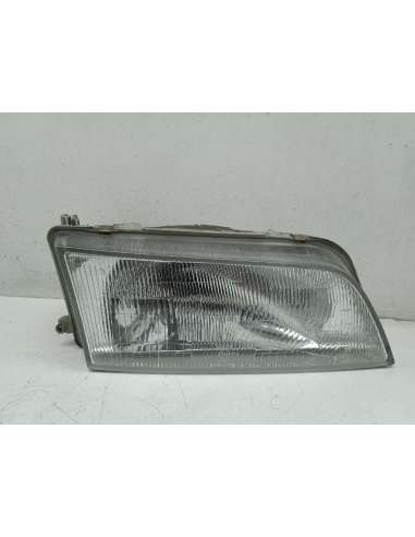 FARO DERECHO NISSAN MAXIMA QX (A32) -...