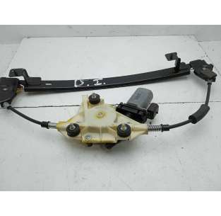 ELEVALUNAS DELANTERO...