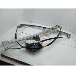 ELEVALUNAS DELANTERO...