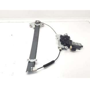 ELEVALUNAS DELANTERO...