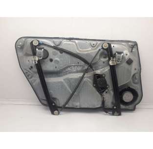 ELEVALUNAS DELANTERO...