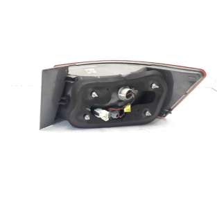 PILOTO TRASERO DERECHO... 2