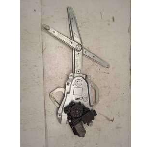 ELEVALUNAS DELANTERO...