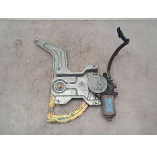 ELEVALUNAS TRASERO DERECHO...