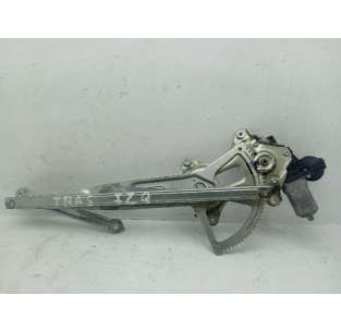 ELEVALUNAS TRASERO...