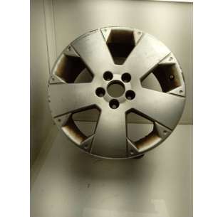 LLANTA - 749509 / 13131083