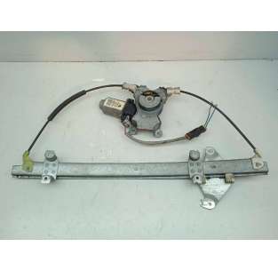 ELEVALUNAS DELANTERO...