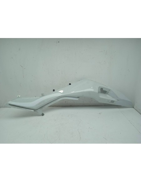 Recambio de plastico para bmw r 1200 rt r 1200 rt referencia OEM IAM 46638533578  