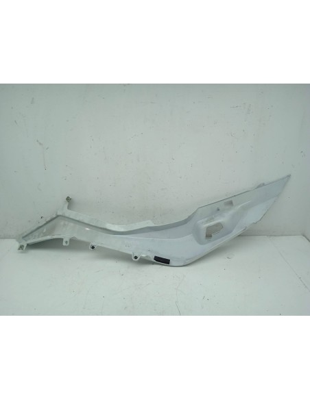 Recambio de plastico para bmw r 1200 rt r 1200 rt referencia OEM IAM 46638533578  