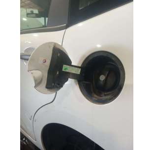 TAPA EXTERIOR COMBUSTIBLE... 2