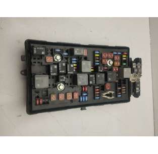 CAJA RELES / FUSIBLES OPEL...