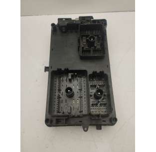 CAJA RELES / FUSIBLES OPEL... 2