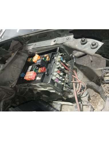 CAJA RELES / FUSIBLES - 790029 /...