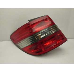 PILOTO TRASERO IZQUIERDO...