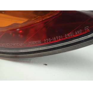 PILOTO TRASERO DERECHO... 2