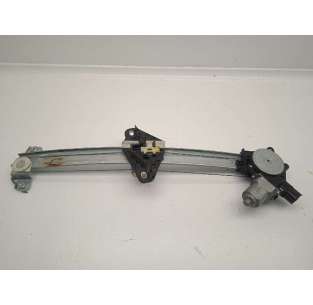 ELEVALUNAS TRASERO...