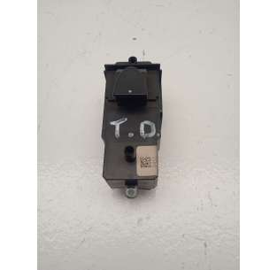 MANDO ELEVALUNAS TRASERO...