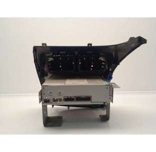 SISTEMA AUDIO / RADIO CD -... 2