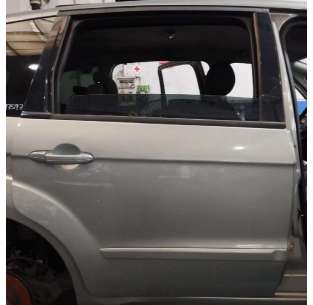 PUERTA TRASERA DERECHA FORD...