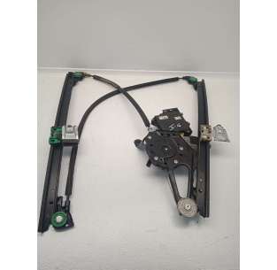 ELEVALUNAS DELANTERO...