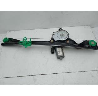 ELEVALUNAS DELANTERO...