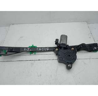 ELEVALUNAS DELANTERO... 2