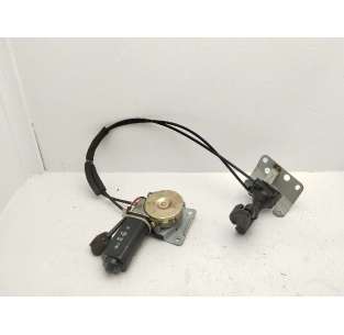 ELEVALUNAS TRASERO...