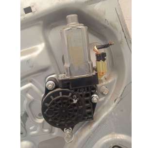 ELEVALUNAS TRASERO... 2