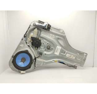 ELEVALUNAS TRASERO DERECHO...