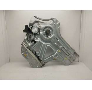 ELEVALUNAS DELANTERO...